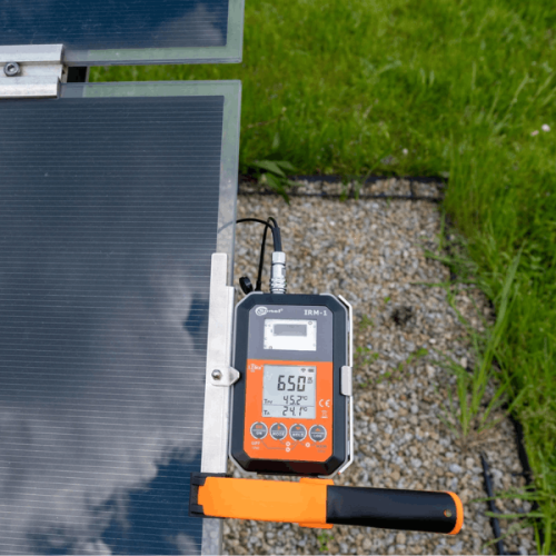 Sonel IRM-1 MPI Aurinkosäteilyn ja Lämpötilan Mittari